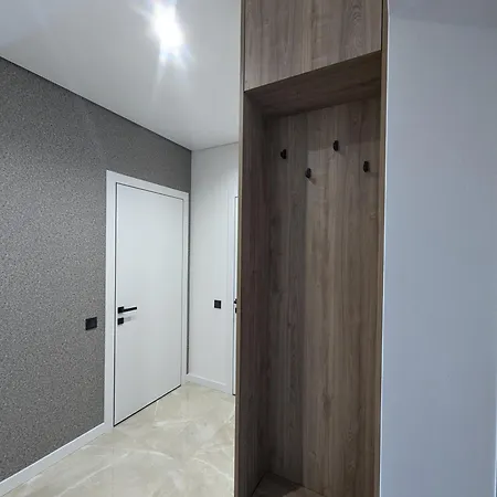 Vip Stryiska King Cross Apartment Lviv Exterior photo