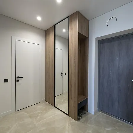 Vip Stryiska King Cross Apartment Lviv Exterior photo