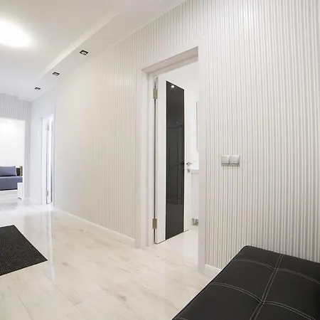 Vip Stryiska King Cross Apartment Lviv Exterior photo