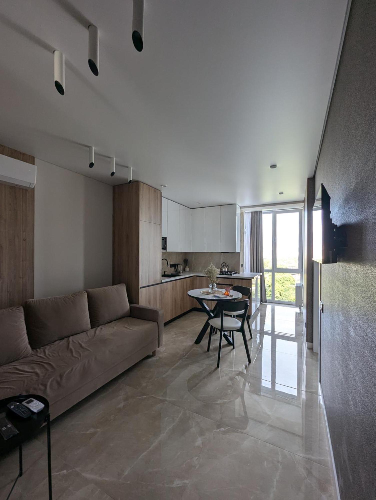 Apartment Vip Stryiska King Cross Lviv