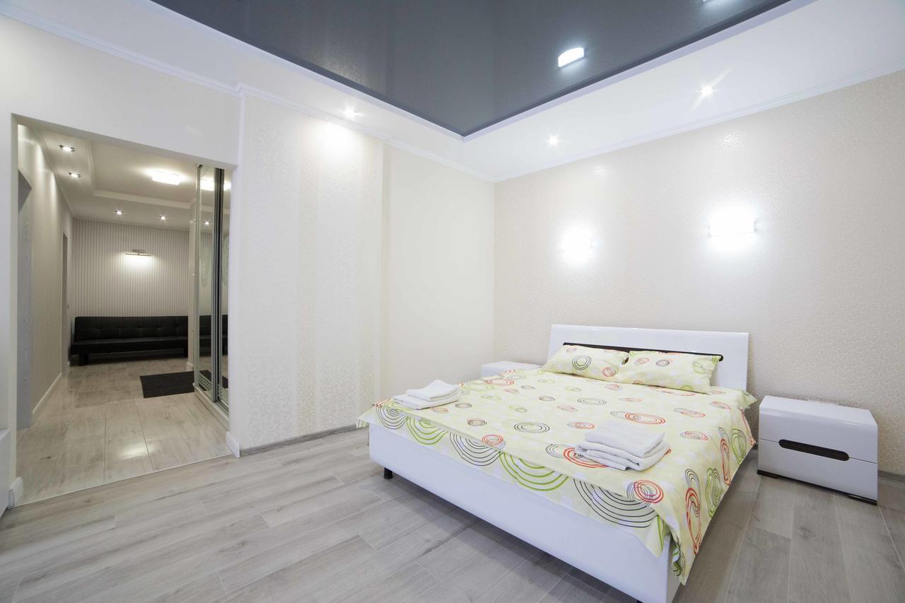 Apartment Vip Stryiska King Cross *