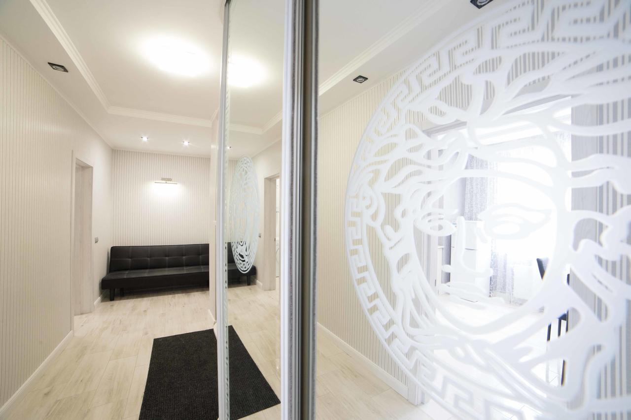 Apartment Vip Stryiska King Cross *